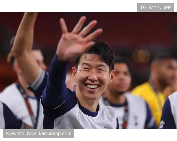 孙兴慜左侧直线加速突击，热刺防守转换瞬间完成反超——速度与协同在商业传播中的实战启示